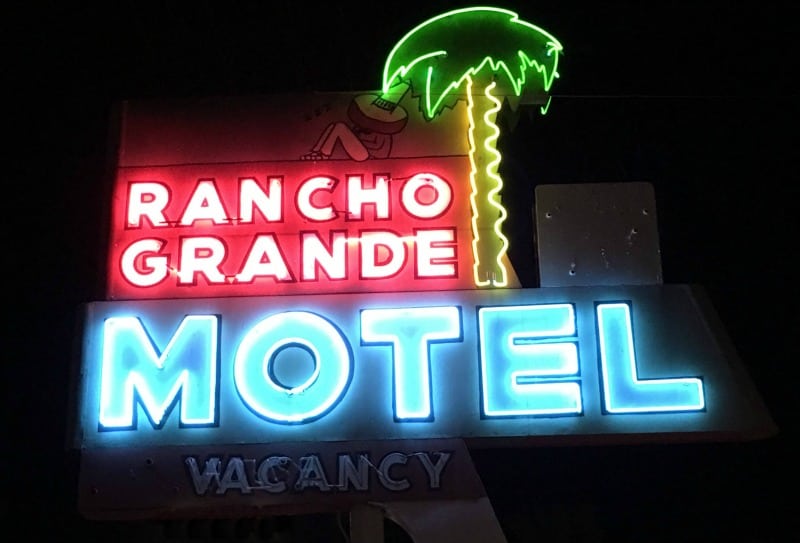motel neon